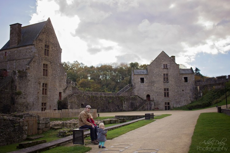 brittany-with-kids-chateau-de-fougeres-10