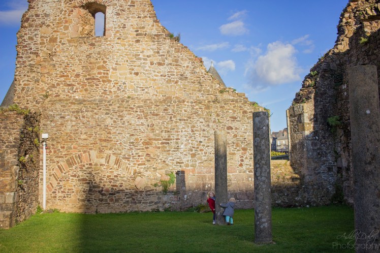 brittany-with-kids-chateau-de-fougeres-12