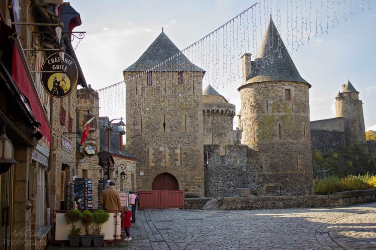 brittany-with-kids-chateau-de-fougeres-5