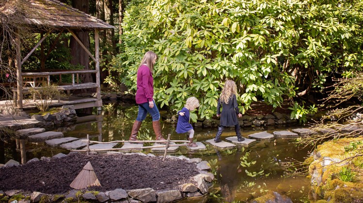 Victoria with Kids Butchart Gardens