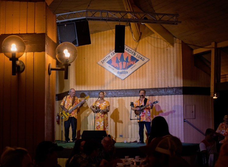 Kauai with Kids: Smith Family Luau and River Cruise